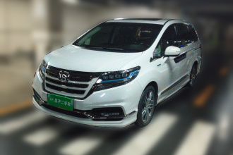 本田 艾力绅 2019款 2.0L 混动至尊版