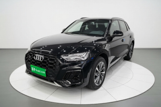 奥迪Q5L 2023款 40T 豪华动感型