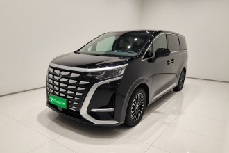 腾势D9 2022款 DM-i 970 四驱旗舰型