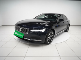 沃尔沃S90新能源 2024款 插电式混动 四驱长续航智逸豪华版