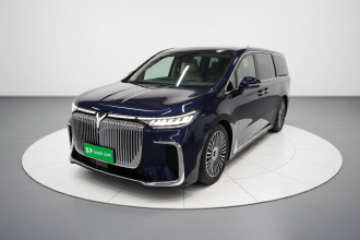 岚图汽车 岚图梦想家 2025款 PHEV 四驱旗舰鲲鹏版