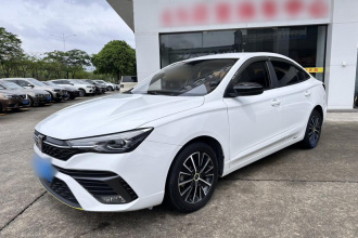 荣威i5 2021款 1.5L 手动铂金版