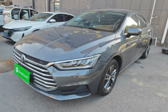 比亚迪 秦Pro 2018款 1.5TI 自动智联锋尚型