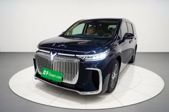 岚图汽车 岚图梦想家 2025款 PHEV 四驱旗舰鲲鹏版