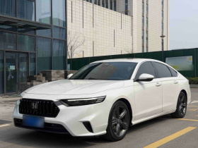 本田 英仕派 2023款 260TURBO 精致版