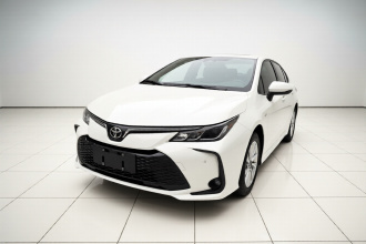 丰田 卡罗拉 2024款 1.8L 智能电混双擎 精英版