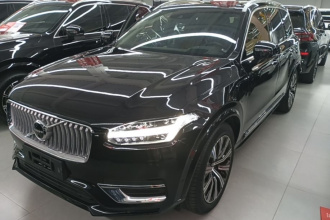 沃尔沃XC90新能源 2022款 改款 E驱混动 T8 智尊豪华版 7座