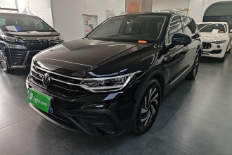 大众 途观L 2024款 出众款 300TSI 自动两驱龙腾版