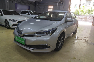 丰田 卡罗拉 2017款 改款双擎 1.8L E-CVT精英版