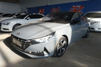 现代 伊兰特 2021款 1.5L CVT LUX尊贵版