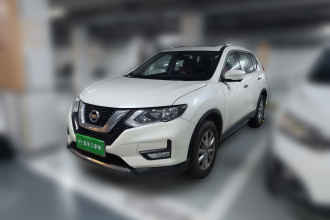 日产 奇骏 2017款 2.0L CVT舒适版 2WD