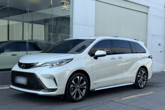 丰田 格瑞维亚 2024款 2.5L混动 旗舰ULTRA版