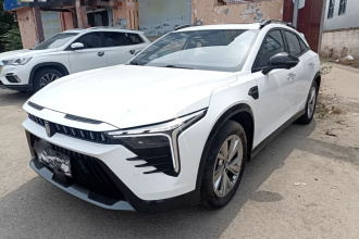 奔腾B70S 2022款 1.5T 智潮统帅