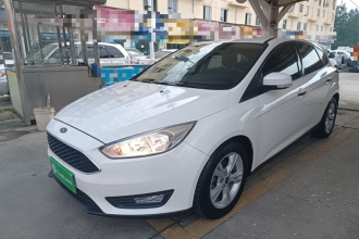 福特 福克斯 2017款 两厢 1.6L 自动舒适型智行版