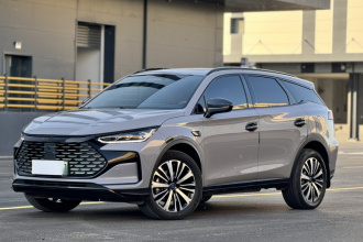 比亚迪 唐新能源 2025款 智驾版 DM-i 175KM 尊荣型