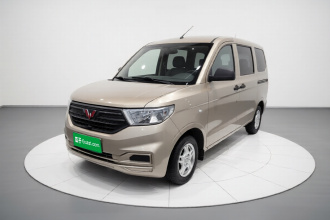 五菱汽车 五菱宏光V 2021款 1.5L劲取版LAR