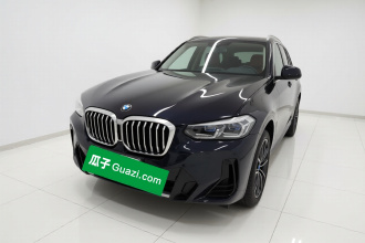 宝马X3 2022款 改款 xDrive25i M运动套装