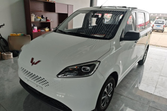 五菱汽车 五菱宏光新能源 2025款 增程式混动 50KM 标准型