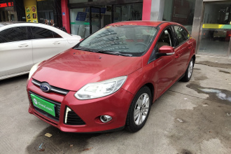 福特 福克斯 2012款 三厢 1.6L 手动舒适型