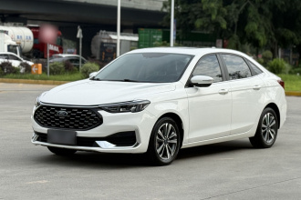 福特 福睿斯 2021款 1.5L 自动铂金版