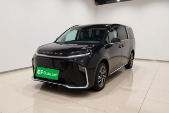 上汽大通MAXUS 大家9 2024款 超混 超长续航森林版 七座