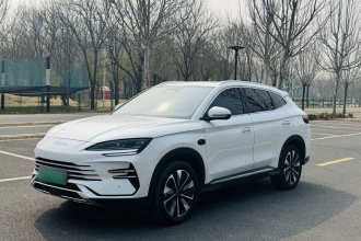 比亚迪 宋PLUS新能源 2025款 DM-i 智驾版 112KM 尊贵型