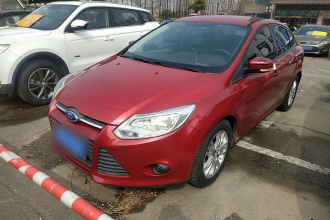 福特 福克斯 2012款 三厢 1.6L 自动舒适型