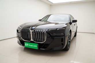 宝马7系 2023款 735Li M运动套装