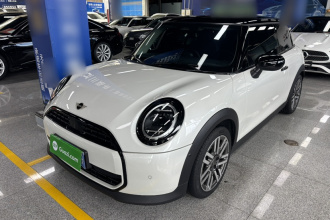 MINI 2025款 1.5T COOPER 经典派 三门版