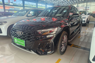 奥迪Q5L 2022款 45T 臻选动感型