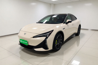 ARCFOX极狐 极狐 阿尔法S5 2024款 708MAX 200kW