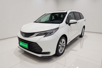 丰田 赛那SIENNA 2023款 2.5L混动 尊贵版