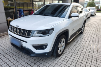 Jeep 指南者 2017款 200T 自动家享版