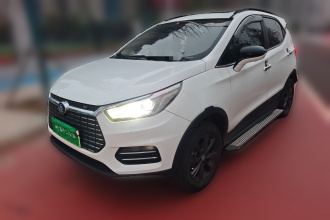比亚迪 元新能源 2019款 EV360 智联领享型