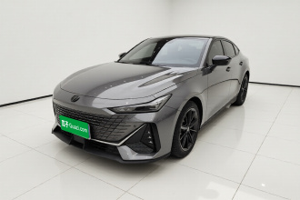 长安UNI-V 2022款 1.5T 尊贵型