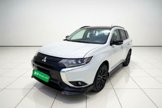 三菱 欧蓝德 2021款 2.4L 四驱曜动版 5座
