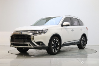 三菱 欧蓝德 2019款 2.4L 四驱致享版 5座 国V