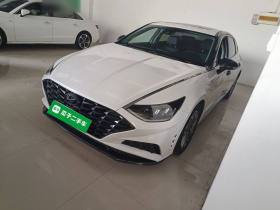 现代 索纳塔 2020款 270TGDi DCT GLS精英版