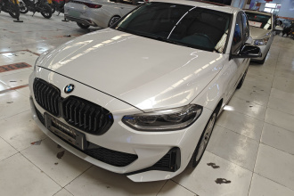 宝马1系 2021款 120i M运动曜夜版