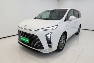 别克GL8新能源 2024款  陆尊 奢享版 7座