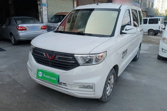 五菱汽车 五菱宏光V 2021款 1.5L劲享版LAR