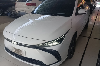 吉利几何G6 2024款 500KM 尊贵型