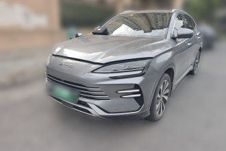 比亚迪 宋PLUS新能源 2024款 荣耀版 DM-i 110km 旗舰型