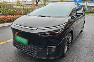 小鹏X9 2025款 纯电 740超长续航 Max