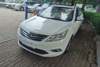 长安 逸动 2015款 1.6L 自动豪华型