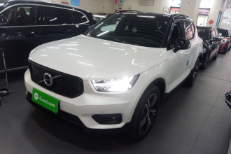 沃尔沃XC40 2021款 T4 四驱智远运动版