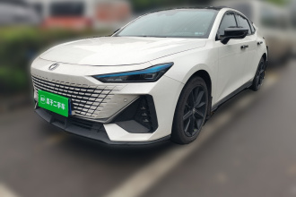 长安UNI-V 2023款 1.5T 尊贵型