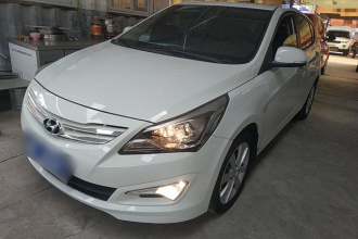 现代 瑞奕 2014款 1.6L 自动TOP