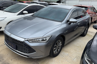 比亚迪 秦PLUS 2021款 DM-i 55KM 尊贵型