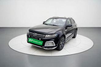 众泰T600 2016款 运动版 2.0T DCT尊贵型